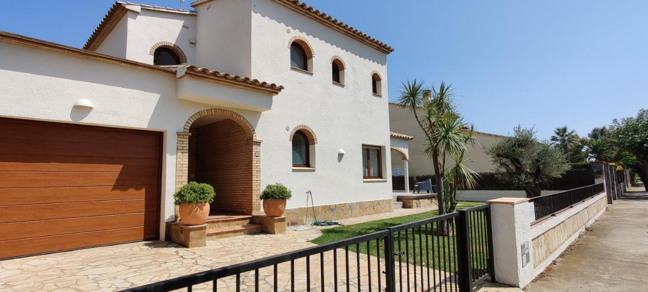 Villa Mas Sopes Sant Pere Pescador Exteriér fotografie